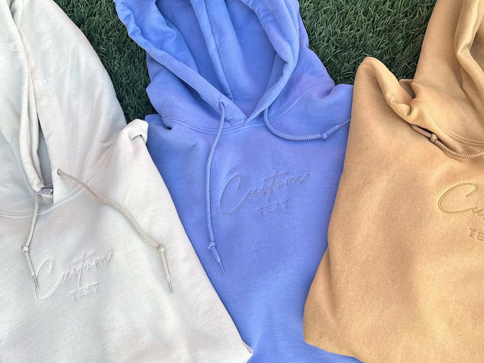 Monochrome Simple Embroidered Hoodie - view 2